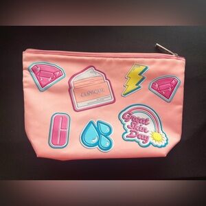 New Clinique Cosmetic Bag with Playful Patches Makeup Bag with Zipper Pink